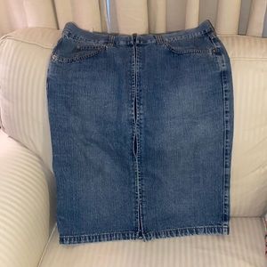 Vintage United Colors of Benetton denim high waisted midi skirt two way zipper